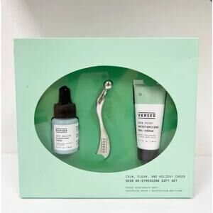 VERSED SKIN CALMING SET WITH MASSAGER TOOL